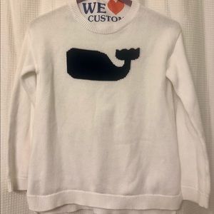White girls’ Vineyard Vines sweater. Size 10-12.